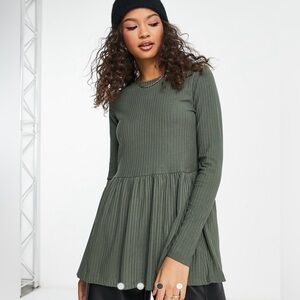 New Look ribbed long sleeved peplum top in khaki